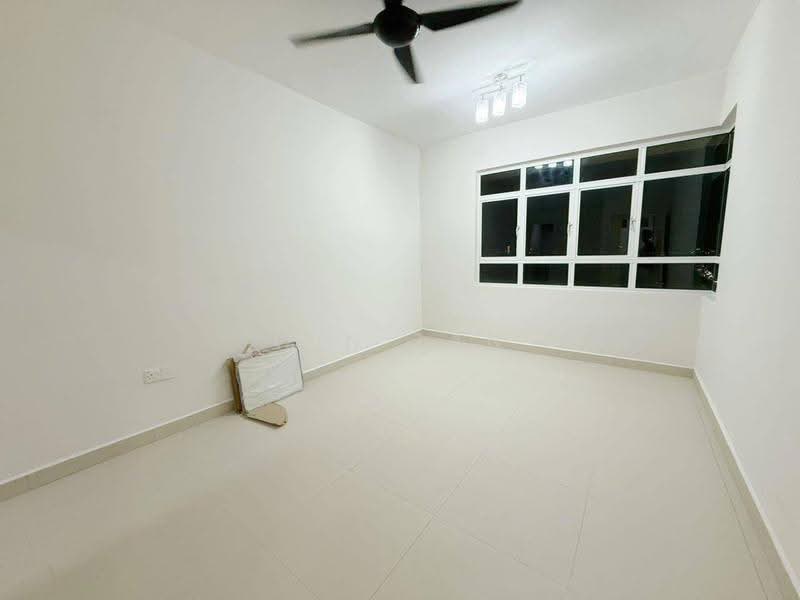 Pangsapuri untuk Dijual di Perling Heights Apartments - Win Tan - Interior - PropertyGuru.com.my