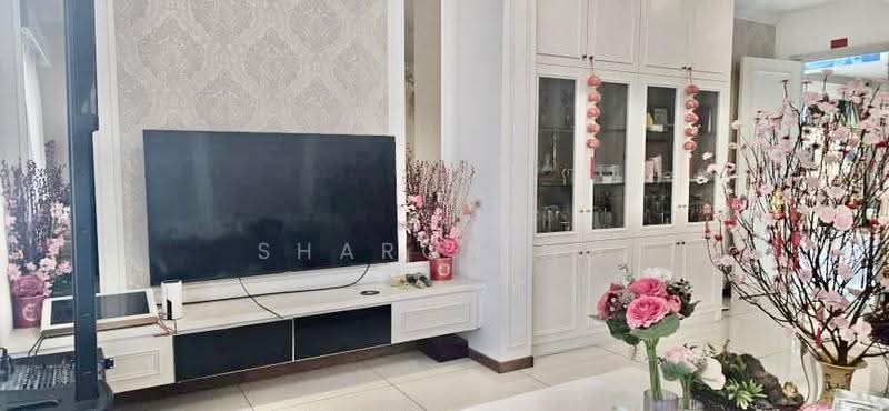 Rumah Berkembar untuk Dijual di Senibong (Permas Jaya) - Sharon Ng - Living Room - PropertyGuru.com.my