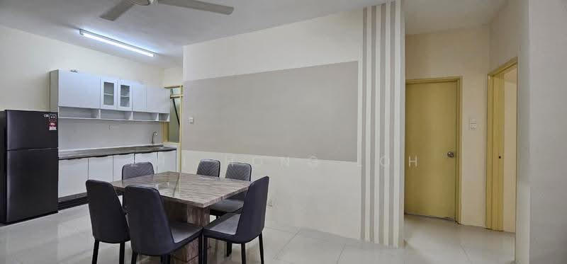 Kondominium untuk Disewa di Platinum Lake PV 16 - Zhi Hong Loh - Kitchen - PropertyGuru.com.my