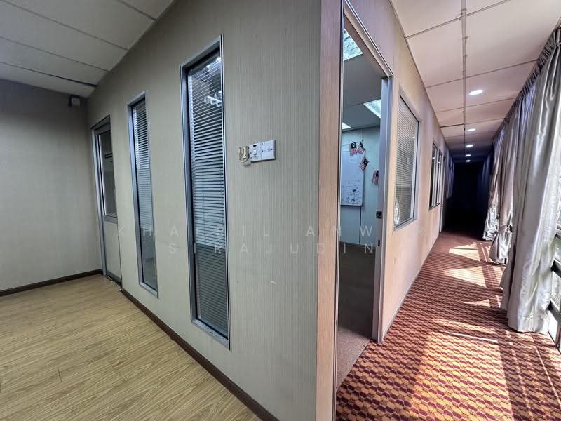 Kedai / Pejabat untuk Disewa di Bangsar Utama (Bangsar) - Khairil Anwar Sirajudin - Corridor - PropertyGuru.com.my