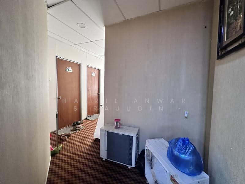 Kedai / Pejabat untuk Disewa di Bangsar Utama (Bangsar) - Khairil Anwar Sirajudin - Corridor - PropertyGuru.com.my