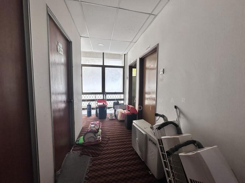 Kedai / Pejabat untuk Disewa di Bangsar Utama (Bangsar) - Khairil Anwar Sirajudin - Corridor - PropertyGuru.com.my
