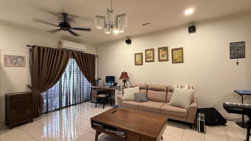 Terraced House for Sale in Kota Kemuning (Shah Alam) - Chloe Tan - Living Room - PropertyGuru.com.my