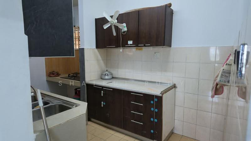 Pangsapuri untuk Disewa di Laguna Biru - Shaiful Rudy - Kitchen - PropertyGuru.com.my