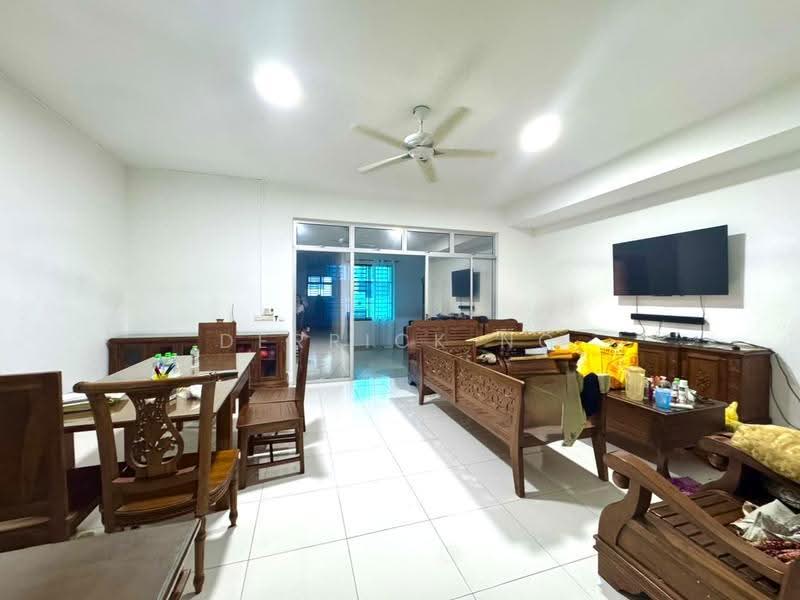 2-storey Terraced House for Rent in Bukit Indah (Iskandar Puteri (Nusajaya)) - Derrick Ng - Living Room - PropertyGuru.com.my