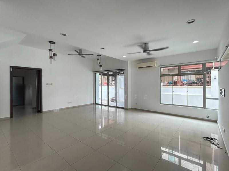 Semi-Detached House for Sale in Horizon Hills (Iskandar Puteri (Nusajaya)) - Kate Tee - Living Room - PropertyGuru.com.my