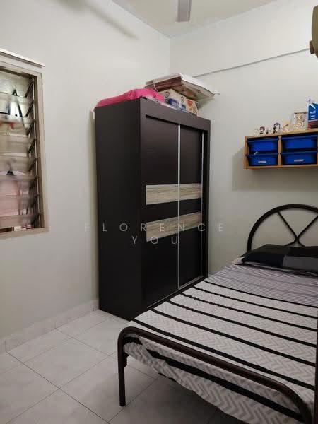 Apartment for Sale at Pangsapuri Barat - Florence You - Bedroom - PropertyGuru.com.my
