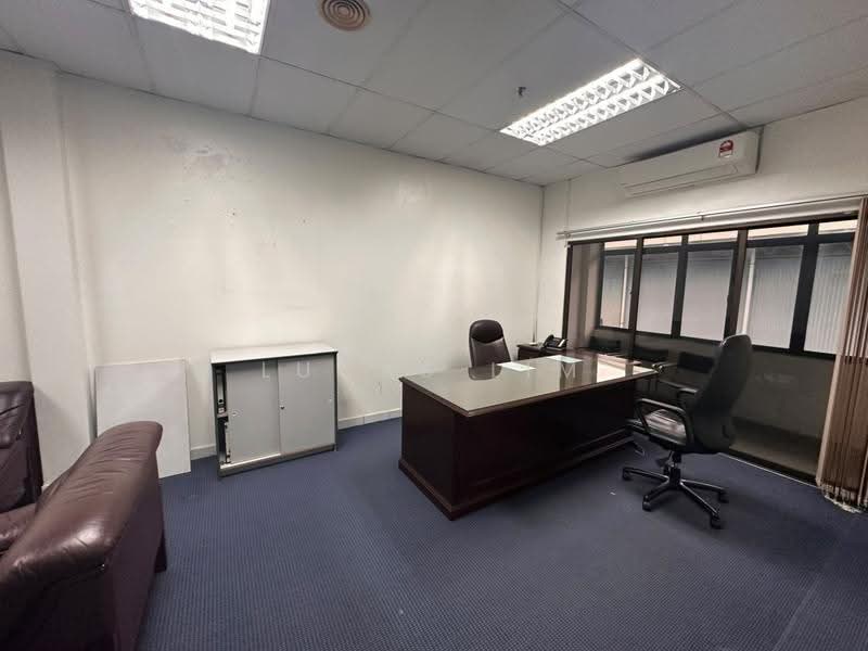 Kilang Terpisah untuk Dijual di Glenmarie (Selangor) - Lucas Lim - Study - PropertyGuru.com.my