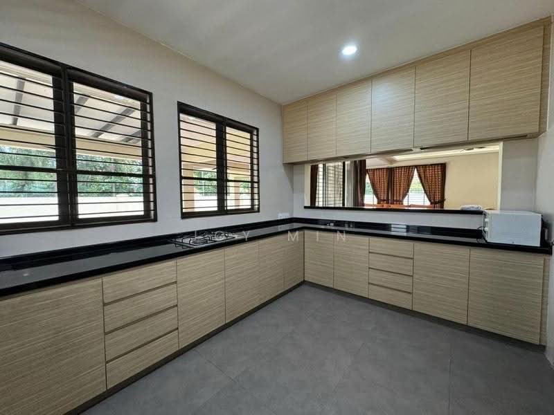 Bungalow House for Rent in Bukit Kesenangan (Johor Bahru) - Joy Min - Kitchen - PropertyGuru.com.my