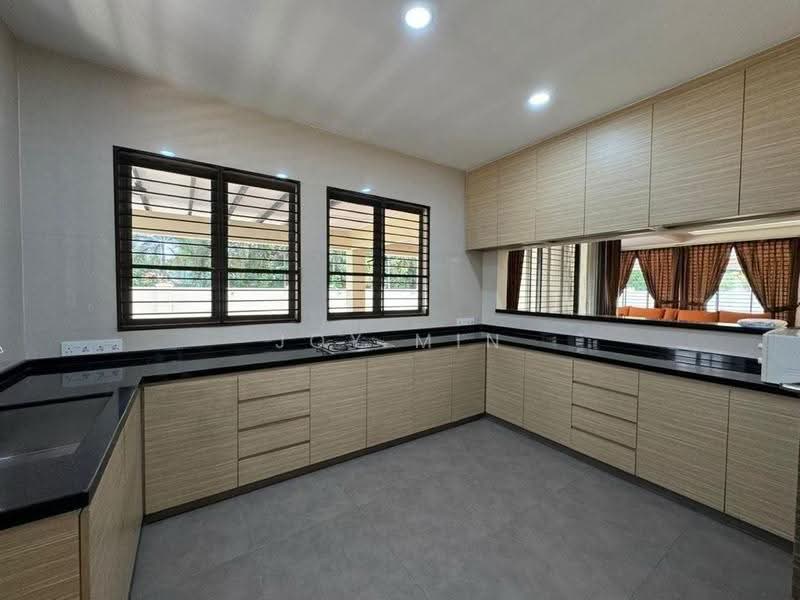 Bungalow House for Rent in Bukit Kesenangan (Johor Bahru) - Joy Min - Kitchen - PropertyGuru.com.my