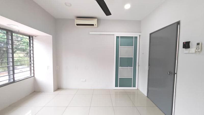 2-storey Terraced House for Sale in Bandar Putra Permai (Seri Kembangan) - Frances Liew - Interior - PropertyGuru.com.my