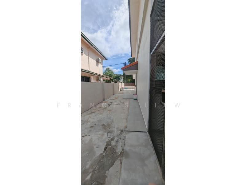 2-storey Terraced House for Sale in Bandar Putra Permai (Seri Kembangan) - Frances Liew - Exterior - PropertyGuru.com.my