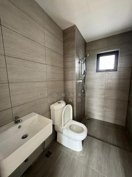 Service Residence for Rent at The Amber Residence @ TwentyFive.7 - Leonard Liang - Bathroom - PropertyGuru.com.my
