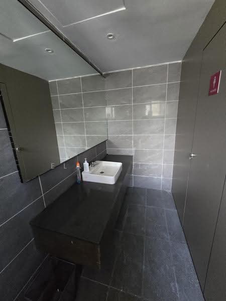 Banglo Komersial untuk Disewa di Taman U Thant (Ampang) - Elaine Lee - Bathroom - PropertyGuru.com.my