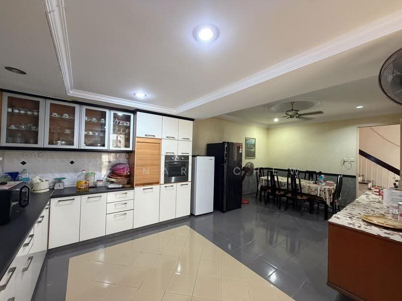 Semi-Detached House for Sale in Gelugor (Penang) - Bernard Chew - Kitchen - PropertyGuru.com.my