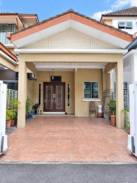 Rumah Teres 2-Tingkat untuk Disewa di Shah Alam (Selangor) - Sam Chan - Exterior - PropertyGuru.com.my