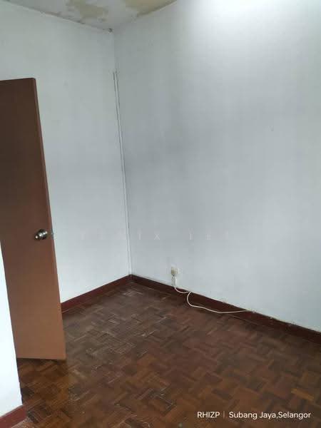 Pangsapuri untuk Disewa di Subang Perdana Goodyear Court 6 - Kenix Lee - Interior - PropertyGuru.com.my