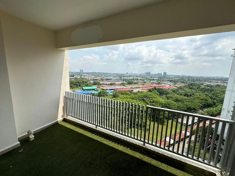 Pangsapuri untuk Disewa di Molek Pine 3 - Sandra Gan - Balcony - PropertyGuru.com.my