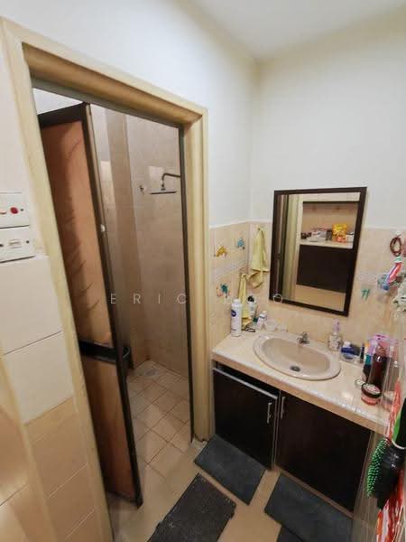 2-storey Terraced House for Sale in Bandar Bukit Puchong 2 (Puchong) - Eric Foo - Bathroom - PropertyGuru.com.my