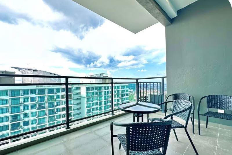 Kediaman Servis untuk Dijual di Molek Regency - Eva Yeo - Balcony - PropertyGuru.com.my