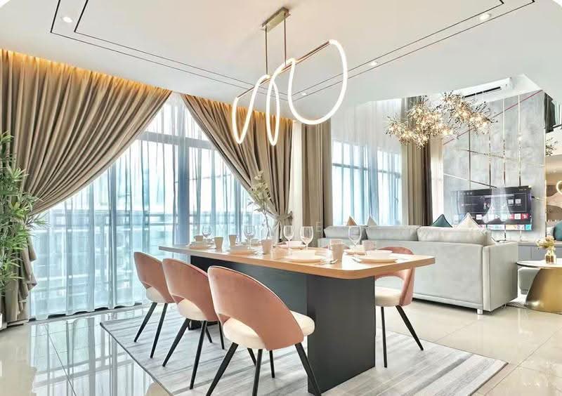 Kediaman Servis untuk Dijual di Molek Regency - Eva Yeo - Dining Room - PropertyGuru.com.my