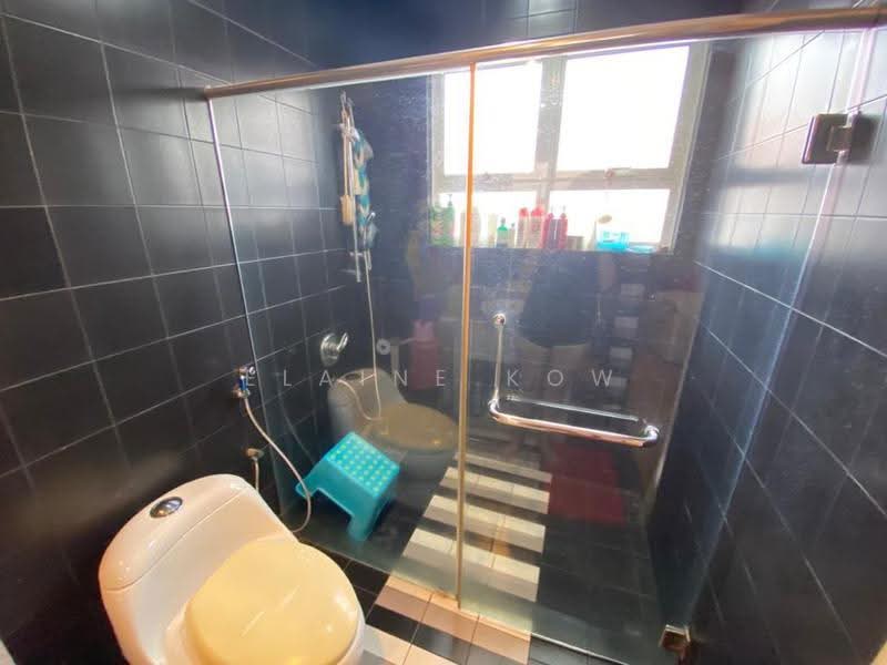Semi-Detached House for Sale in Damansara Legenda (Petaling Jaya) - Elaine Kow - Bathroom - PropertyGuru.com.my