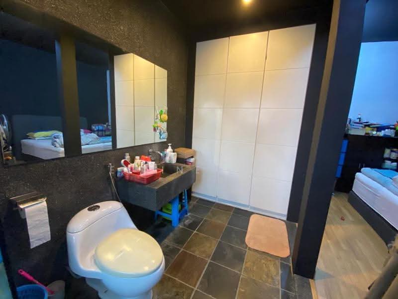 Semi-Detached House for Sale in Damansara Legenda (Petaling Jaya) - Elaine Kow - Bathroom - PropertyGuru.com.my