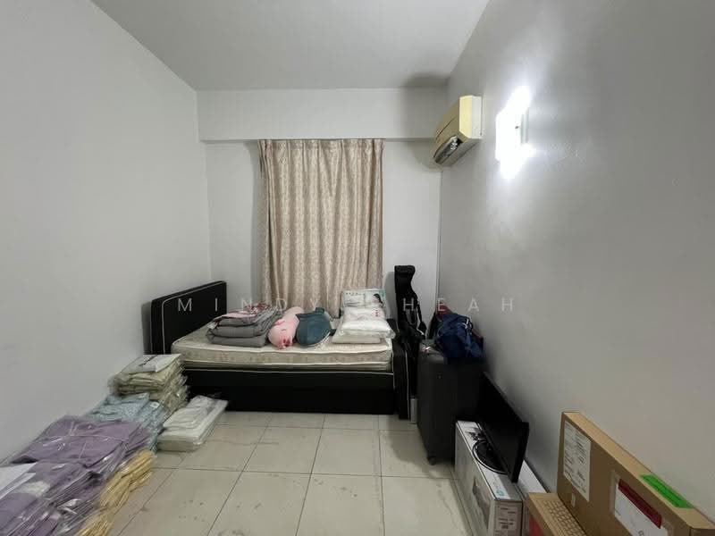 Condominium for Sale at The Brezza - Mindy Cheah - Bedroom - PropertyGuru.com.my