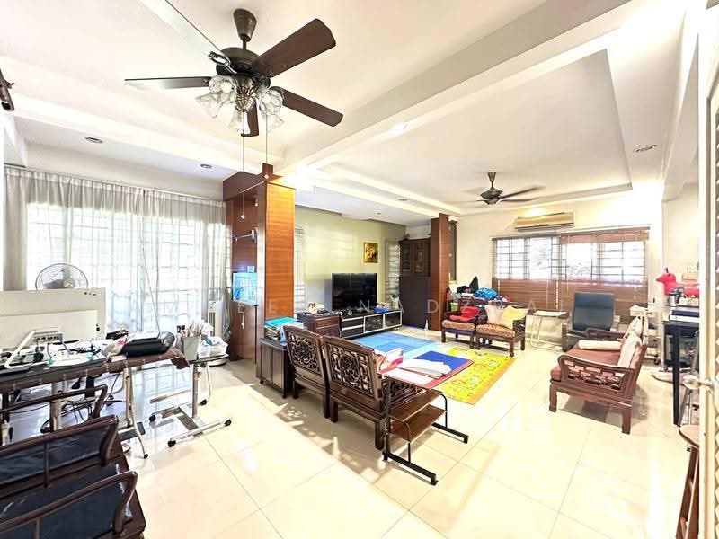 Rumah Teres 2-Tingkat untuk Dijual di Kota Kemuning (Shah Alam) - Ammeer Nadzrai - Living Room - PropertyGuru.com.my