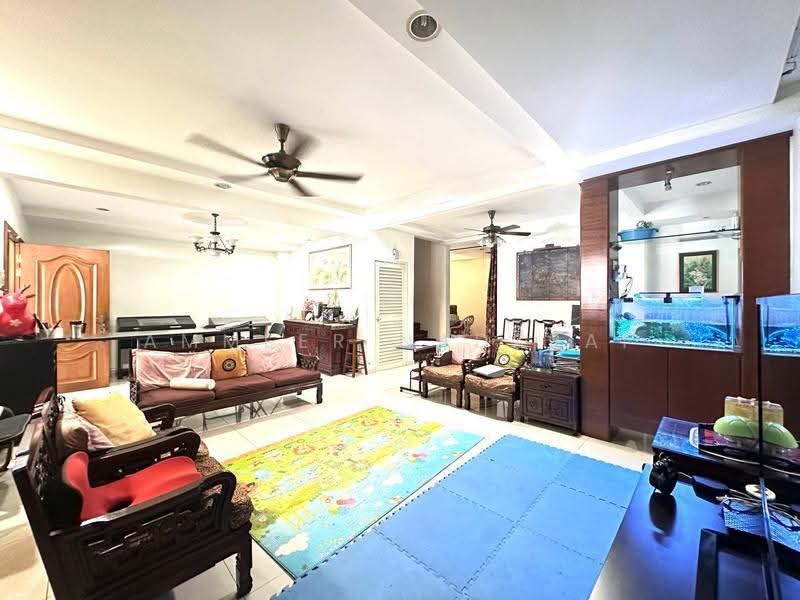 Rumah Teres 2-Tingkat untuk Dijual di Kota Kemuning (Shah Alam) - Ammeer Nadzrai - Living Room - PropertyGuru.com.my