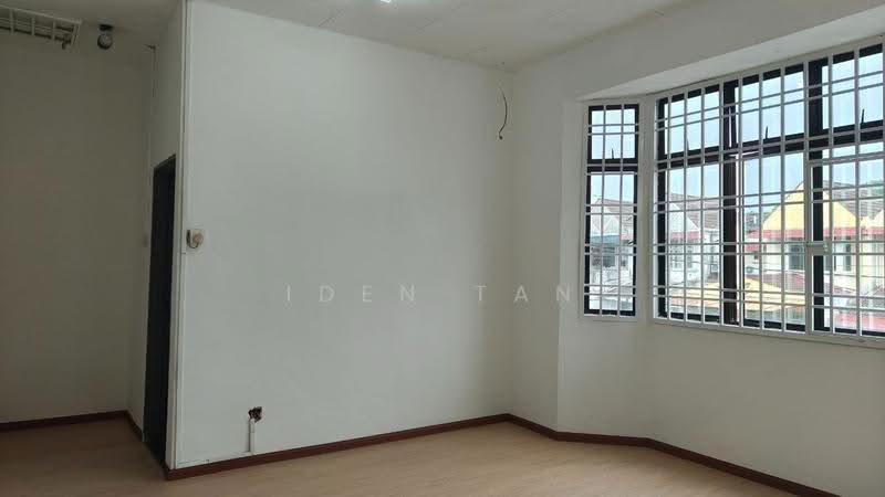 2-storey Terraced House for Sale in Taman Johor Jaya (Johor Bahru) - Iden Tan - Interior - PropertyGuru.com.my
