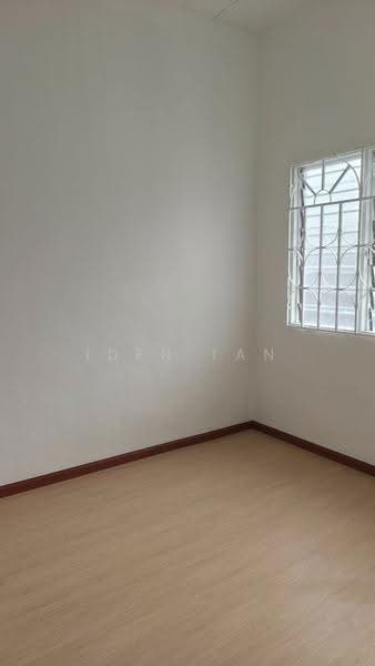 2-storey Terraced House for Sale in Taman Johor Jaya (Johor Bahru) - Iden Tan - Interior - PropertyGuru.com.my
