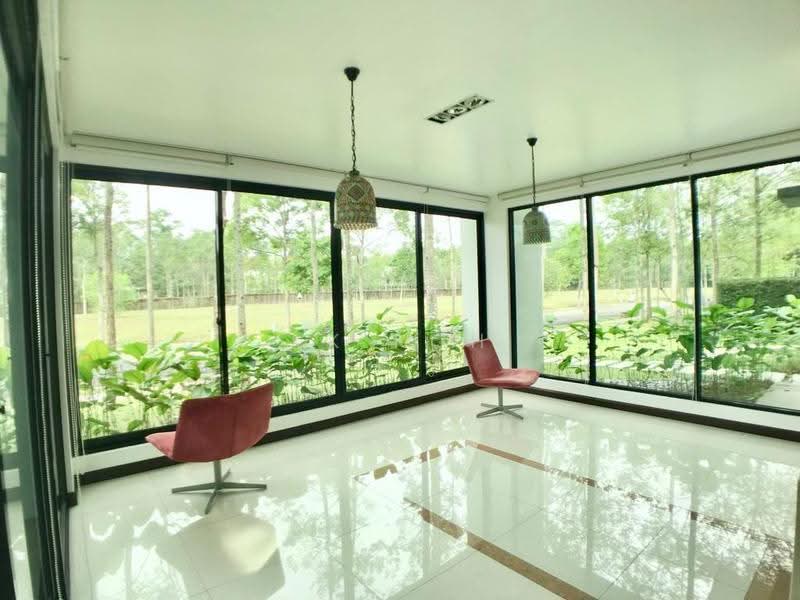 Bungalow House for Sale in Leisure Farm (Gelang Patah) - KK Koh - Living Room - PropertyGuru.com.my