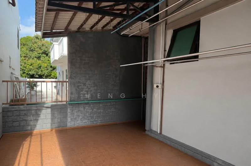 Cluster House for Sale in Austin Heights (Tebrau) - Heng Hy - Exterior - PropertyGuru.com.my