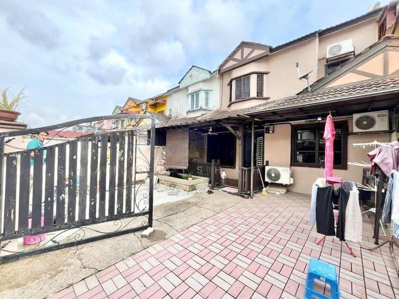 2-storey Terraced House for Sale in Seksyen 27 (Shah Alam) - Shafika Shahidin - PropertyGuru.com.my