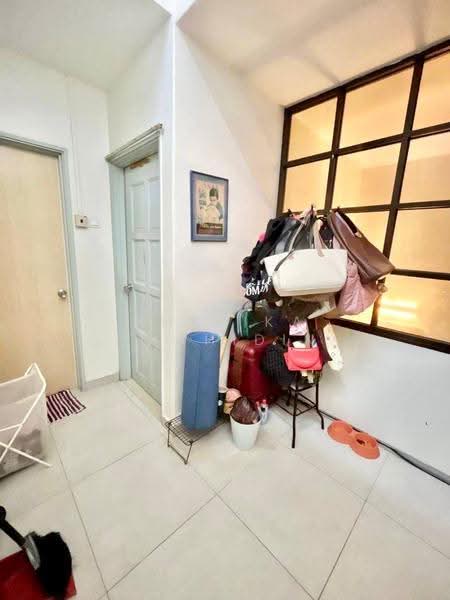 2-storey Terraced House for Sale in Seksyen 27 (Shah Alam) - Shafika Shahidin - PropertyGuru.com.my