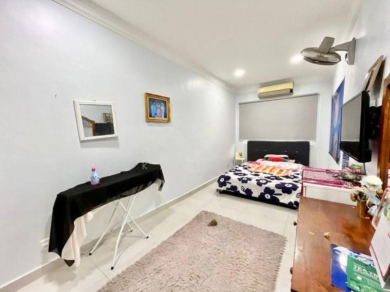 2-storey Terraced House for Sale in Seksyen 27 (Shah Alam) - Shafika Shahidin - PropertyGuru.com.my