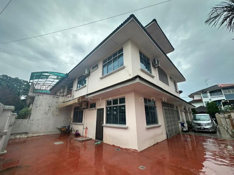 Semi-Detached House for Sale in Taman Bukit Jaya (Ulu Tiram) - Alicia Voon - Exterior - PropertyGuru.com.my