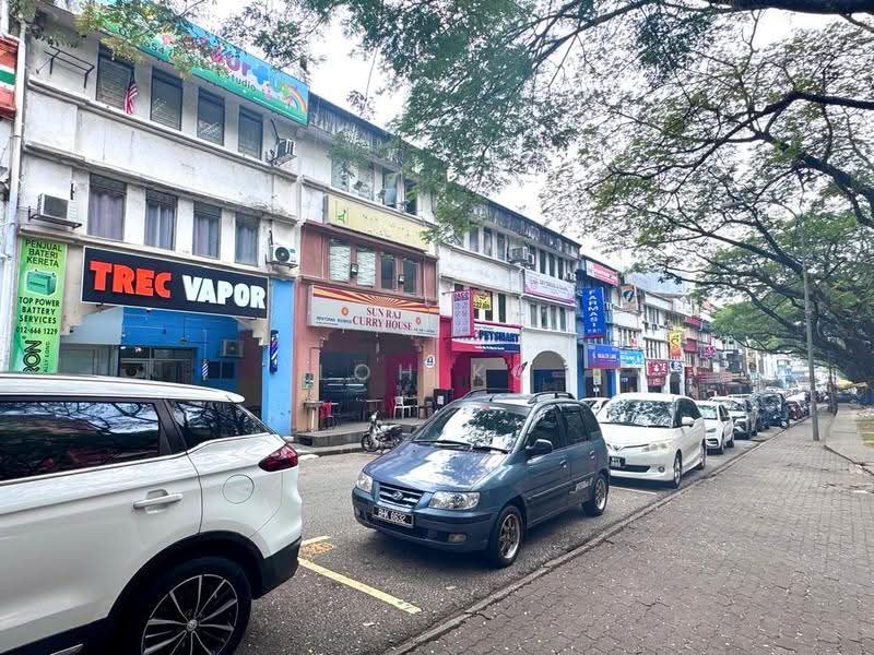 Shop for Rent in Desa Petaling (Kuala Lumpur) - Loh KC - Exterior - PropertyGuru.com.my