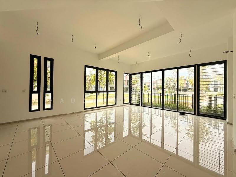 Terraced House for Sale in Elmina (Shah Alam) - HADZRIN YUSOF - Living Room - PropertyGuru.com.my