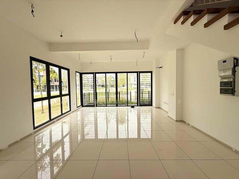 Terraced House for Sale in Elmina (Shah Alam) - HADZRIN YUSOF - Living Room - PropertyGuru.com.my