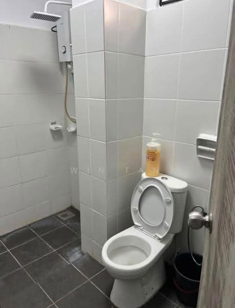 Apartment for Rent at Larkin Residence - Win Tan - Bathroom - PropertyGuru.com.my
