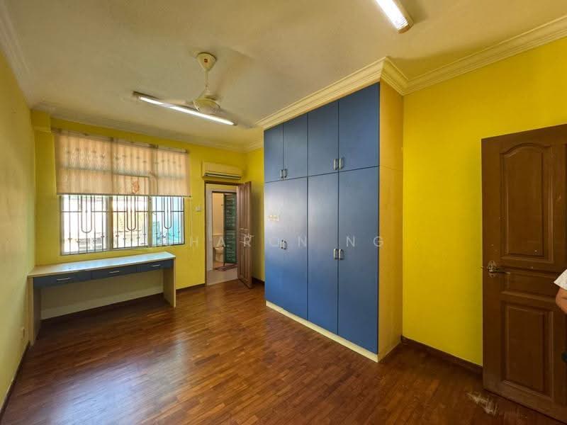 Rumah Teres 2.5-Tingkat untuk Disewa di Taman Perling (Perling) - Sharon Ng - Bedroom - PropertyGuru.com.my