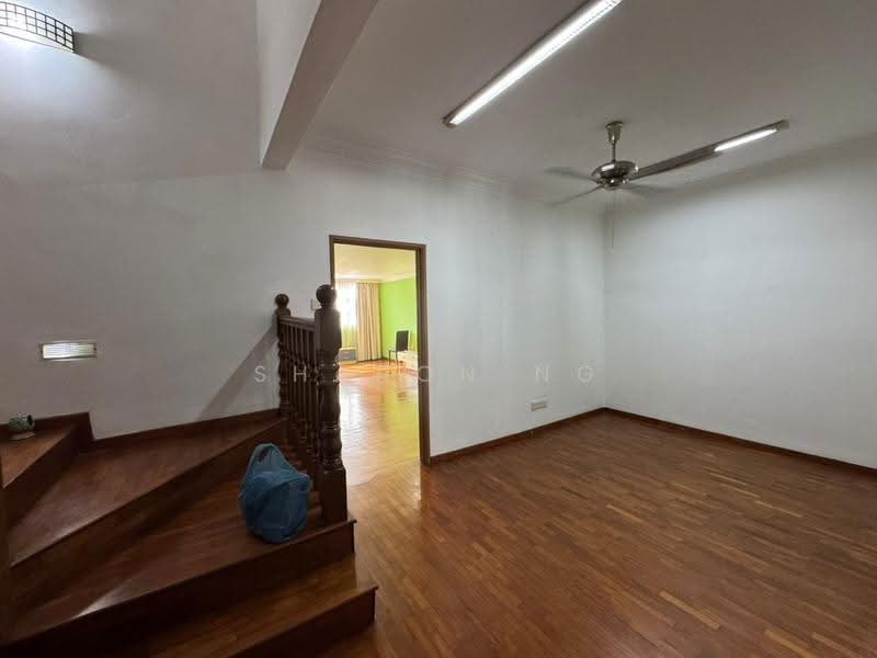 Rumah Teres 2.5-Tingkat untuk Disewa di Taman Perling (Perling) - Sharon Ng - Living Room - PropertyGuru.com.my