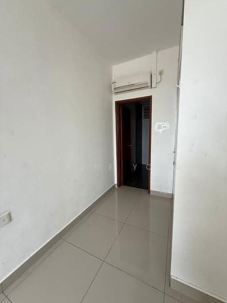 Service Residence for Sale at Larkin Heights - Joanne Yong - Interior - PropertyGuru.com.my