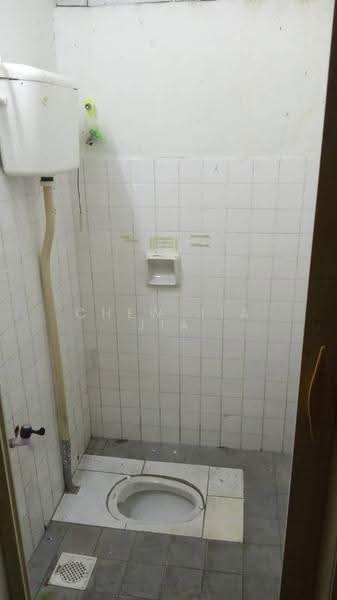 Shop for Sale in Taman Rinting (Masai) - Chew Jia Jia - Bathroom - PropertyGuru.com.my