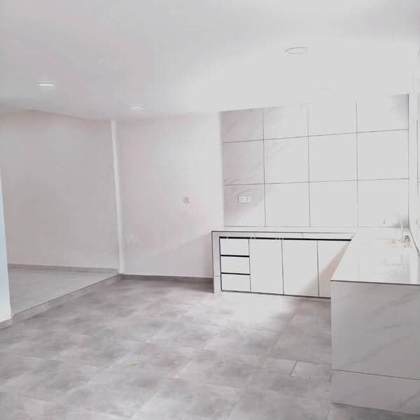 2-storey Terraced House for Sale in Taman Desa Tebrau (Tebrau) - Win Tan - Kitchen - PropertyGuru.com.my