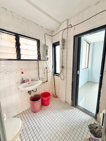 Apartment for Sale at Rampai Court - Arbain Mahmood - Bathroom - PropertyGuru.com.my