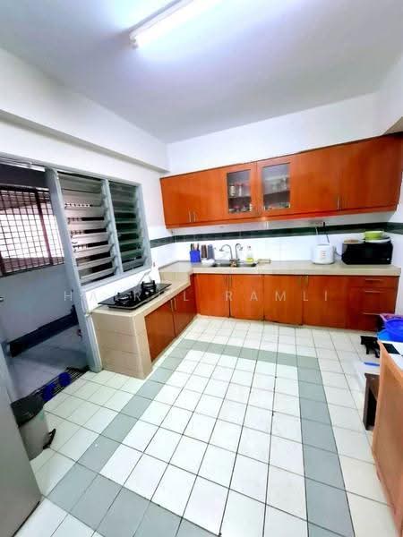 Condominium for Sale at Chancellor - Hairul Ramli - Kitchen - PropertyGuru.com.my