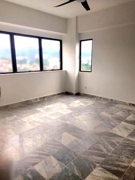 Condominium for Sale at Chancellor - Hairul Ramli - Living Room - PropertyGuru.com.my